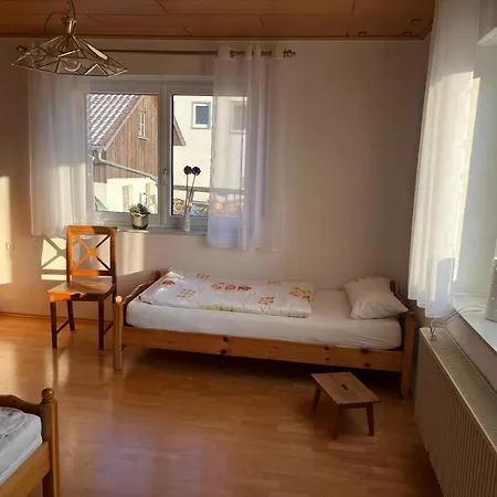 Zimmer-ferienwohnung Aalen/westhausen דירה